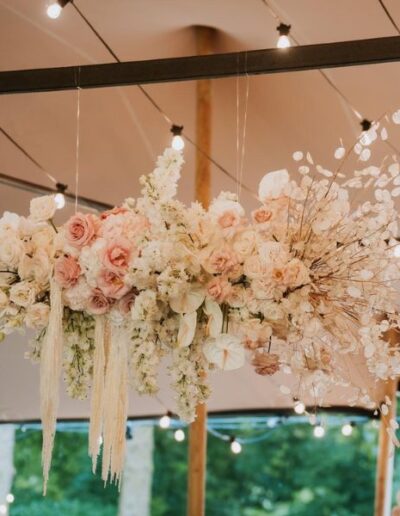 The Dancing Daffodil - Flower Cloud - Danielle & Rob